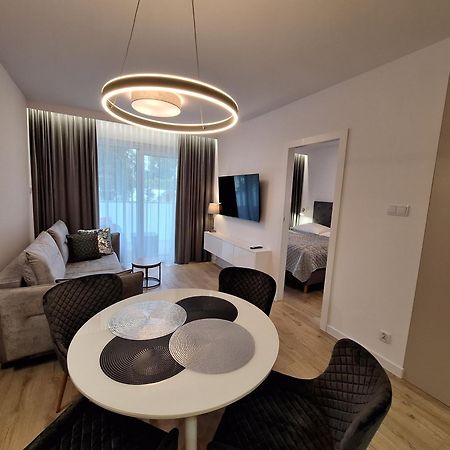 Апартаменты Modern White Kollataja 7A Колобжег Экстерьер фото